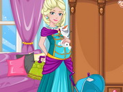 Elsa Mom To Be Shopping