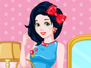 Snow White Modern Makeover